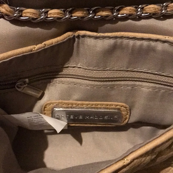 Steve Madden Mini Quilted Turn-lock Crossbody - Picture 4 of 5